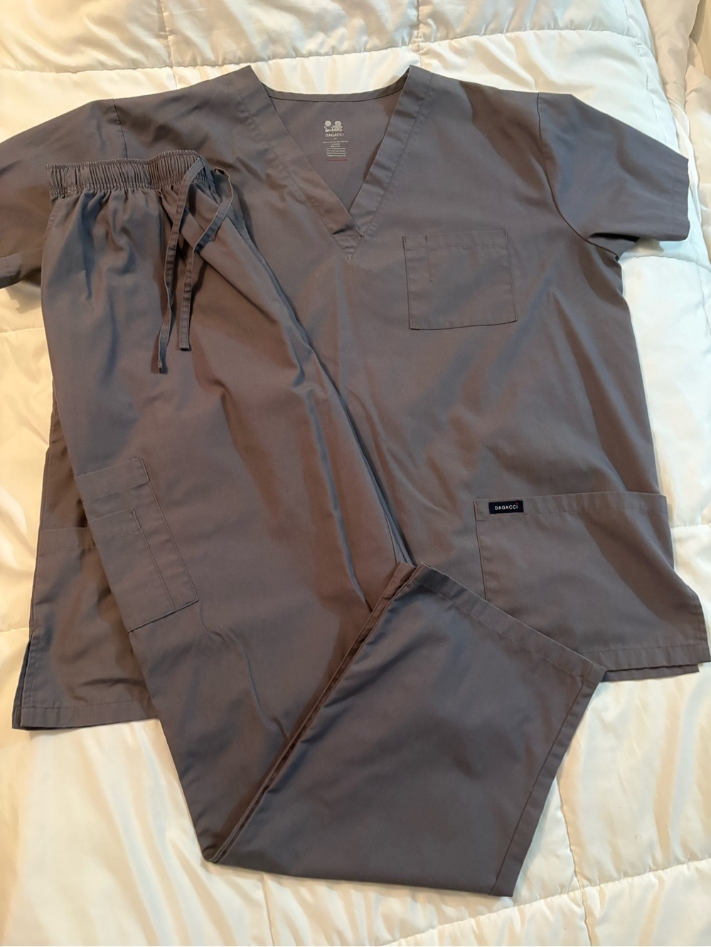 EUC Dagacci Grey 2XL Scrub Set